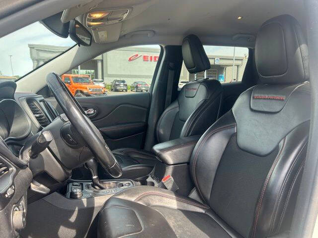 2019 Jeep Cherokee Trailhawk