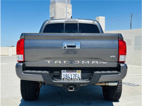 2016 Toyota Tacoma