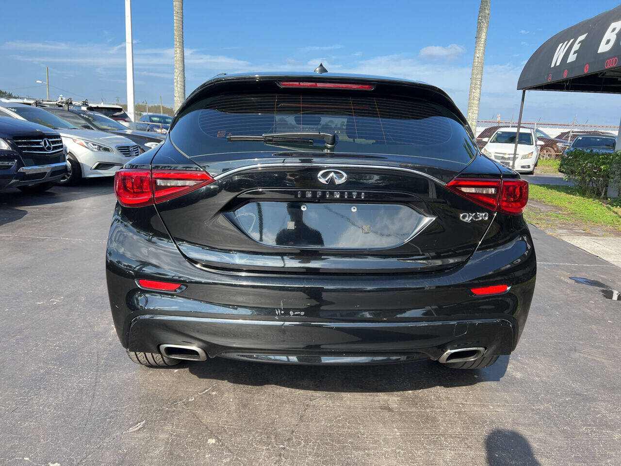 2018 Infiniti QX30  - $16,900