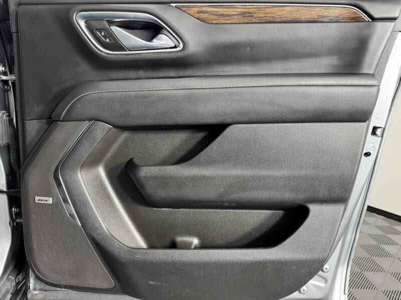 2024 Chevrolet Suburban Premier