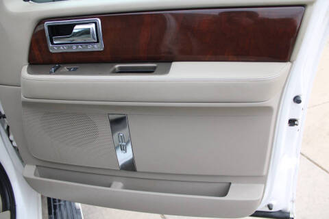2014 Lincoln Navigator