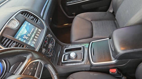 2019 Chrysler 300 Touring