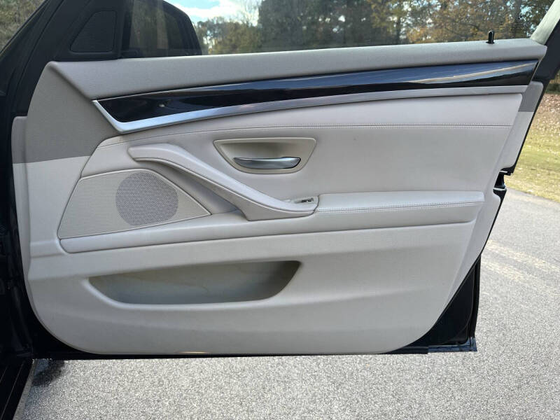 2014 BMW 5 Series 528i