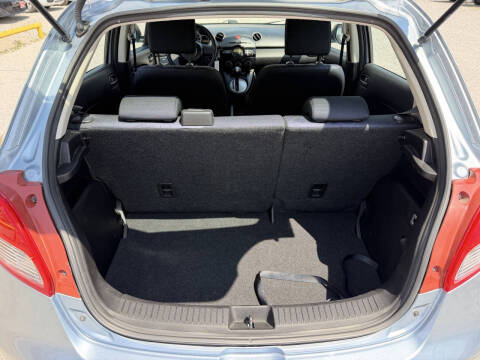 2013 Mazda MAZDA2 Sport
