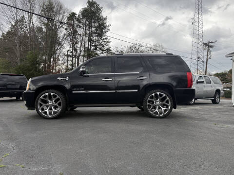 2011 Cadillac Escalade for sale at Tanglewood Auto Sales in Clemmons NC