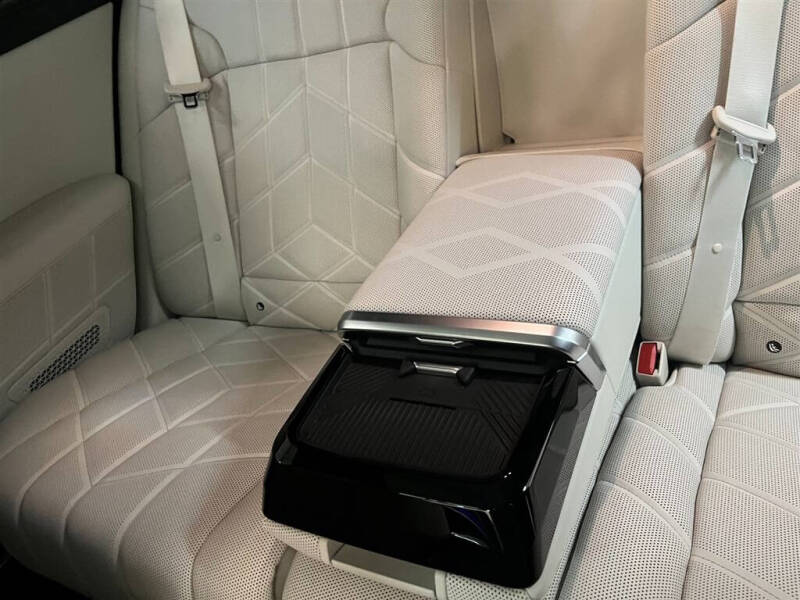 2023 BMW 7 Series 760i xDrive