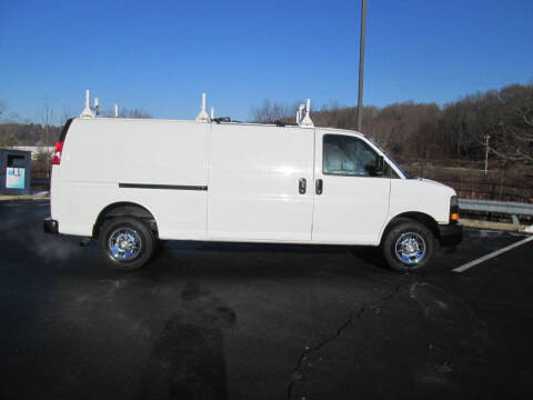 2022 Chevrolet Express 2500