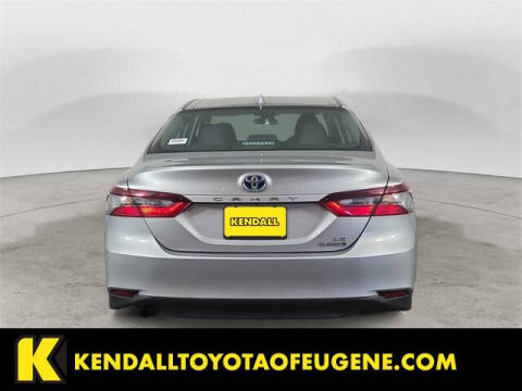 2021 Toyota Camry Hybrid LE