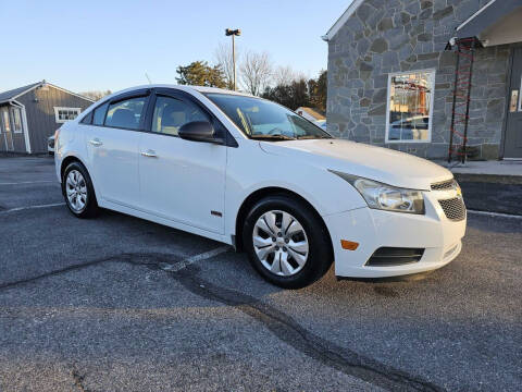 2013 Chevrolet Cruze for sale at PENWAY AUTOMOTIVE in Chambersburg PA