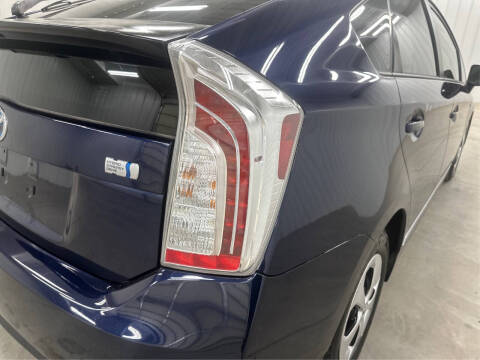 2014 Toyota Prius Two