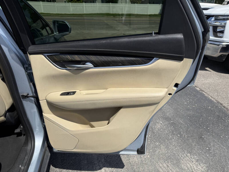 2017 Cadillac XT5