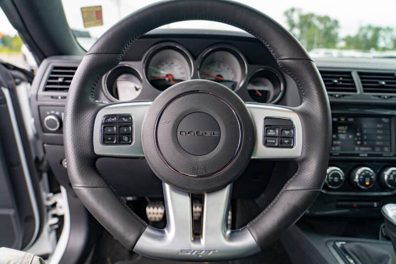2014 Dodge Challenger SRT8 Core