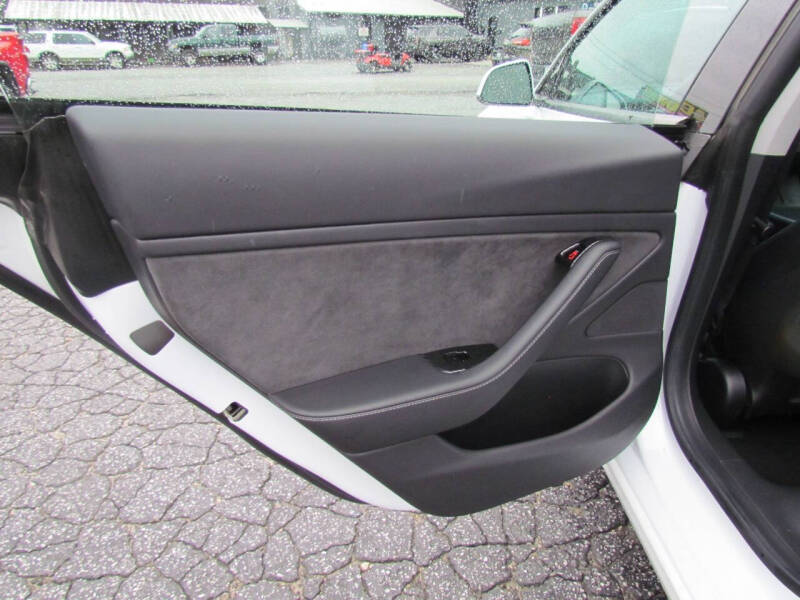 2019 Tesla Model 3 Performance