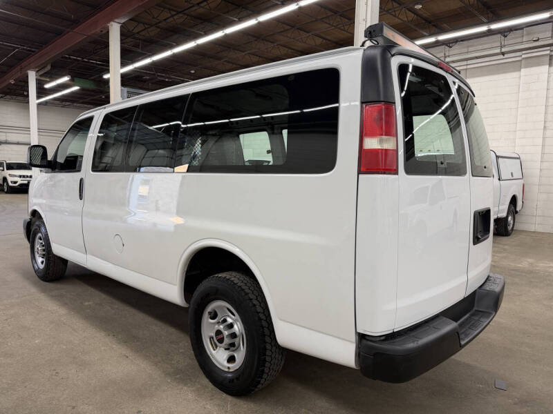 2015 GMC Savana 2500