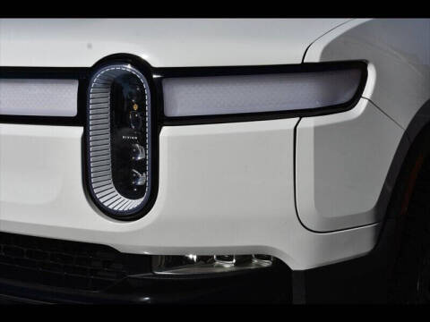 2023 Rivian R1S Adventure