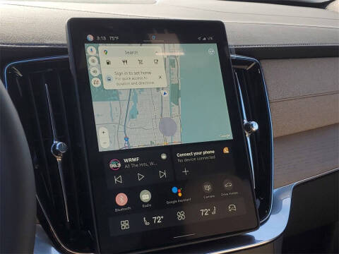 2025 Volvo XC90 B6 Core Bright Theme