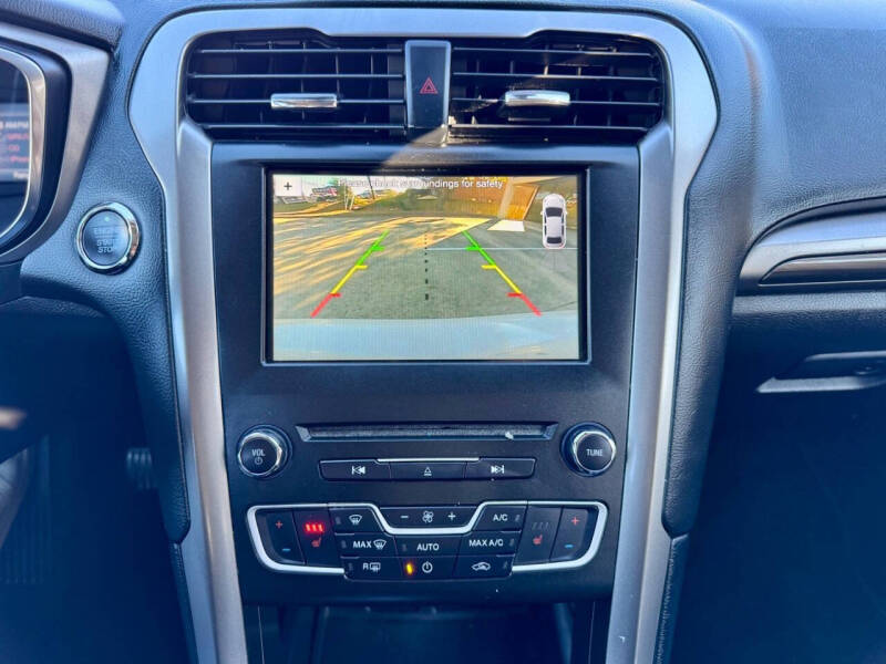 2018 Ford Fusion Hybrid SE