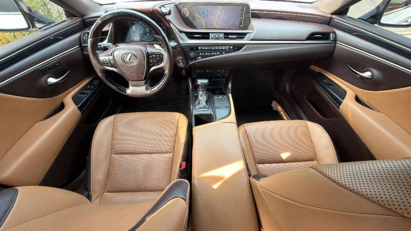 2020 Lexus ES 350