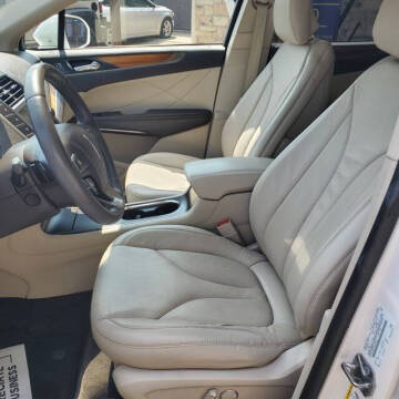2017 Lincoln MKC Select