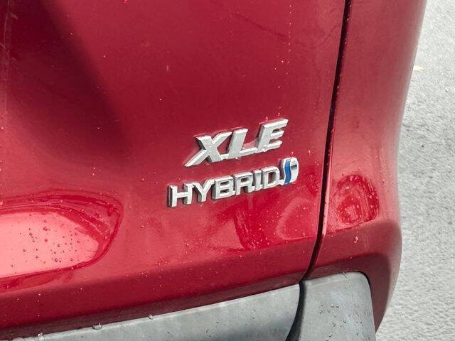 2024 Toyota RAV4 Hybrid XLE