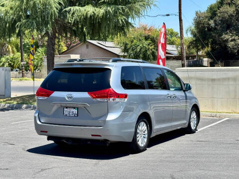 2014 Toyota Sienna