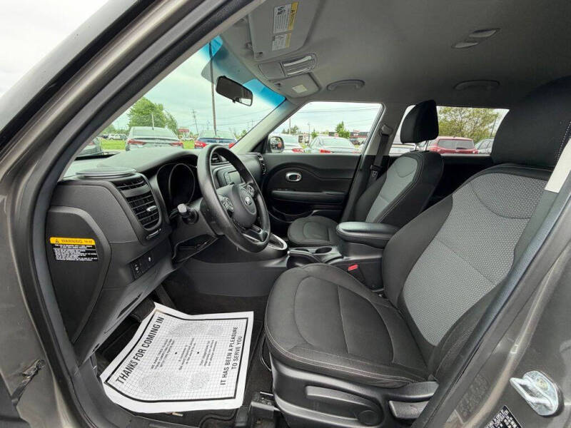 2017 Kia Soul +