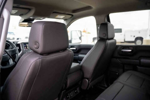 2025 GMC Sierra 2500HD Pro