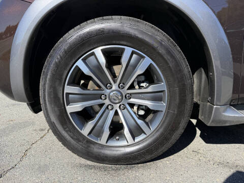 2017 Nissan Armada SL