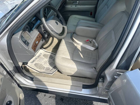 2011 Mercury Grand Marquis LS
