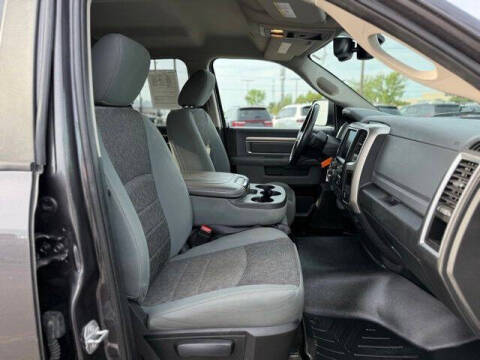 2017 RAM 1500 SLT