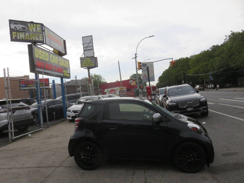 2014 Scion iQ