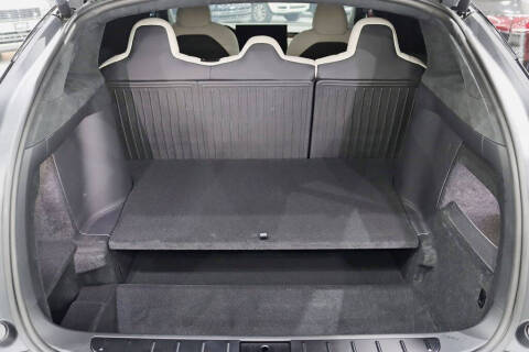 2025 Tesla Model X