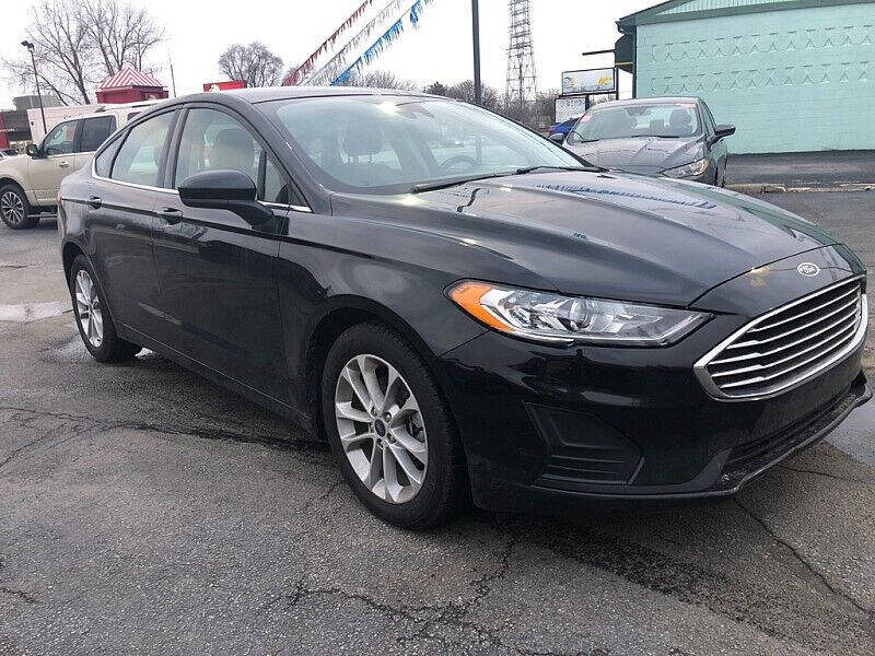 2020 Ford Fusion SE