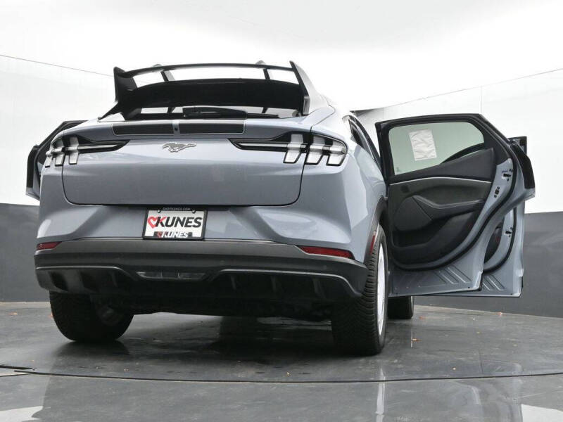 2025 Ford Mustang Mach-E GT