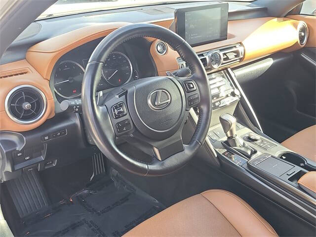 2022 Lexus IS 300