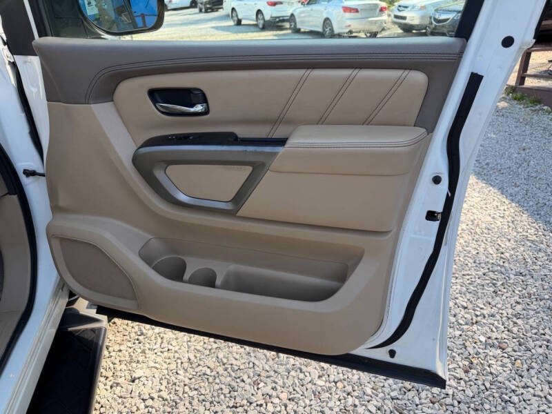 2015 Nissan Armada Platinum