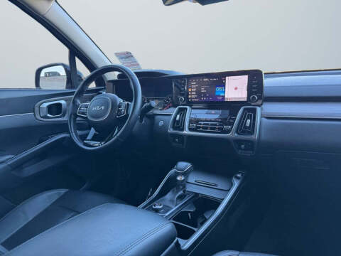 2023 Kia Sorento EX