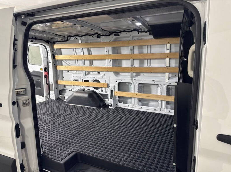 2025 Ford Transit