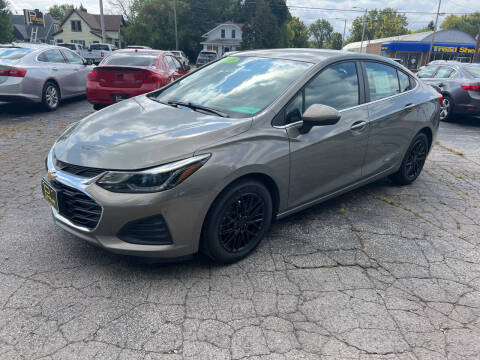2019 Chevrolet Cruze for sale at PAPERLAND MOTORS - Fresh Inventory in Green Bay WI