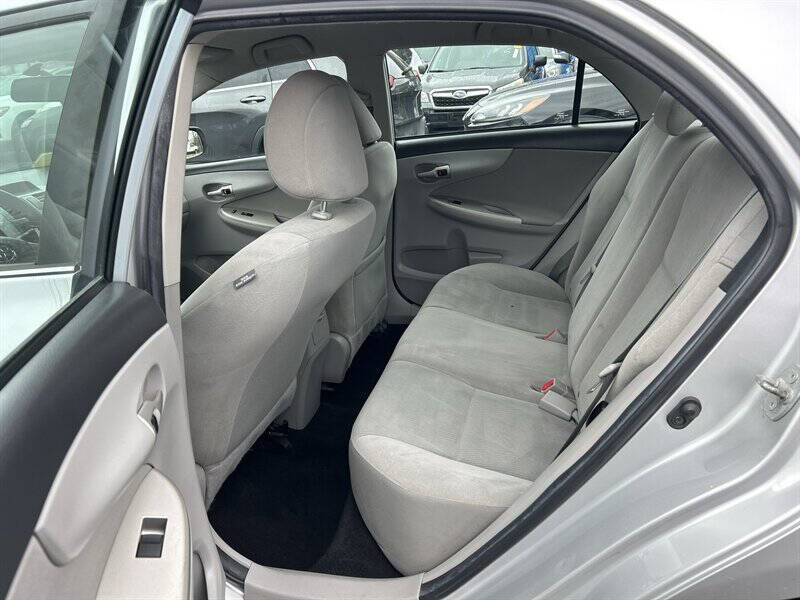 2013 Toyota Corolla LE