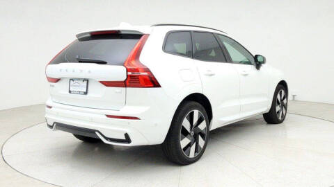 2024 Volvo XC60 Recharge T8 Plus Dark Theme