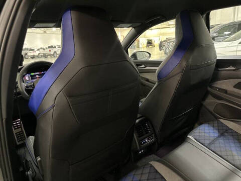 2026 Volkswagen Golf R 4Motion