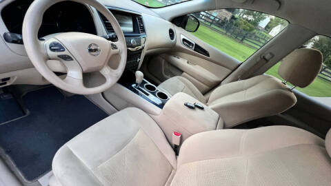 2015 Nissan Pathfinder S