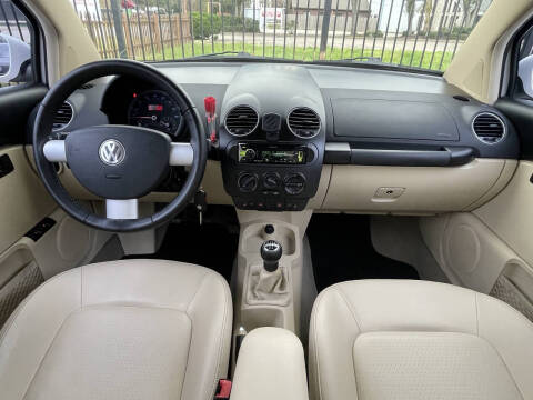 2009 Volkswagen New Beetle