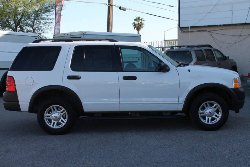 2003 Ford Explorer XLS