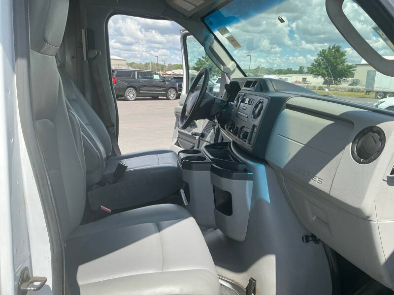 2016 Ford E-Series