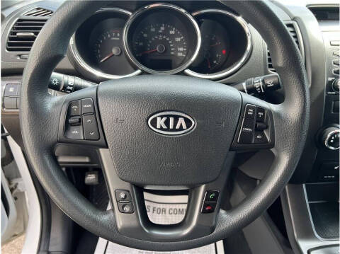 2012 Kia Sorento LX