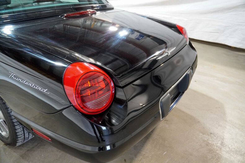 2002 Ford Thunderbird Deluxe