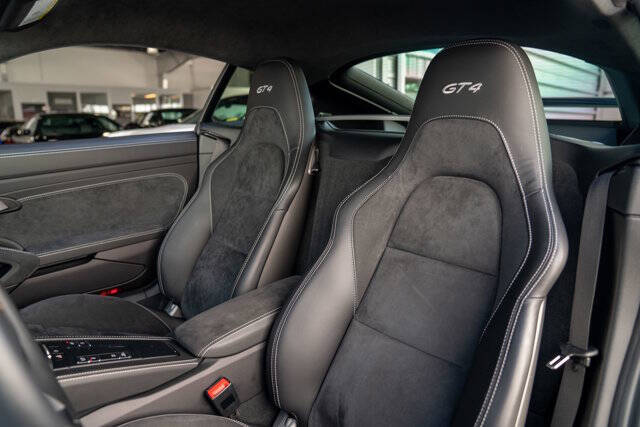 2020 Porsche 718 Cayman 10