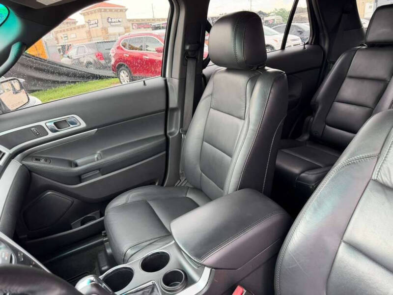 2012 Ford Explorer XLT